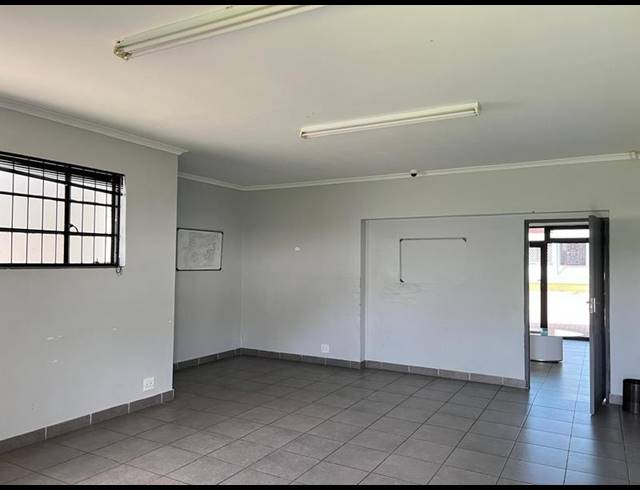 BUSINESS FOR SALE IN NEWTON PARK